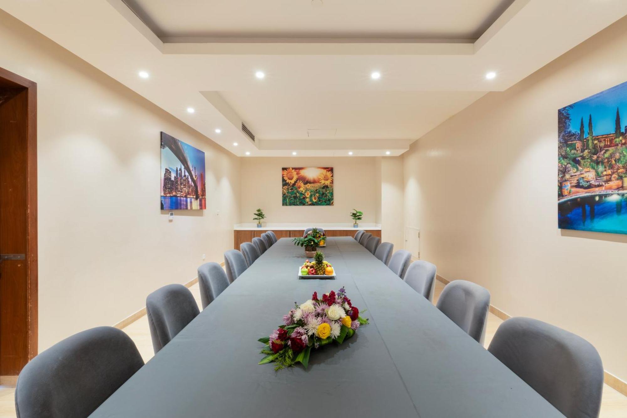 The One Hotel Resorts - Ριάντ Εξωτερικό φωτογραφία